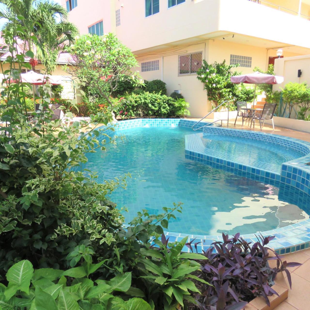 Butterfly Garden Boutique Residences Large Luxury Apts And Villas A Lifetsyle Destination By Neang, Everything You Need All Right Here 1-3 Bedrooms 110 To 190 Sq Mtrs, 2 Full Bathrooms, Rain Shower, Spa Bath, Bbq, Free Wifi, Staff 24-7, Close To Beac Pattaya Exterior foto